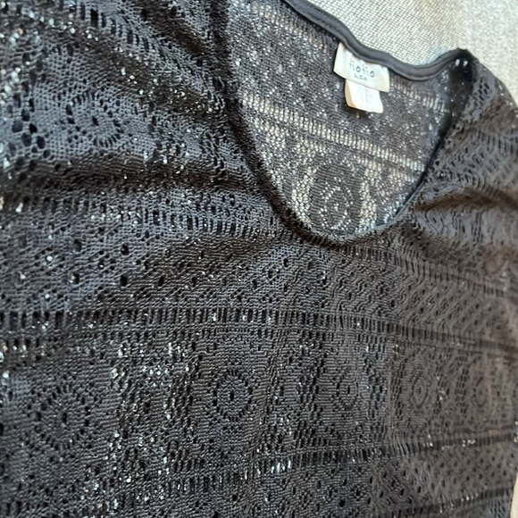 ✨ Y2K Vintage Circa 2005 Black Crochet Crop Top with Fringe - Picture 17 of 17